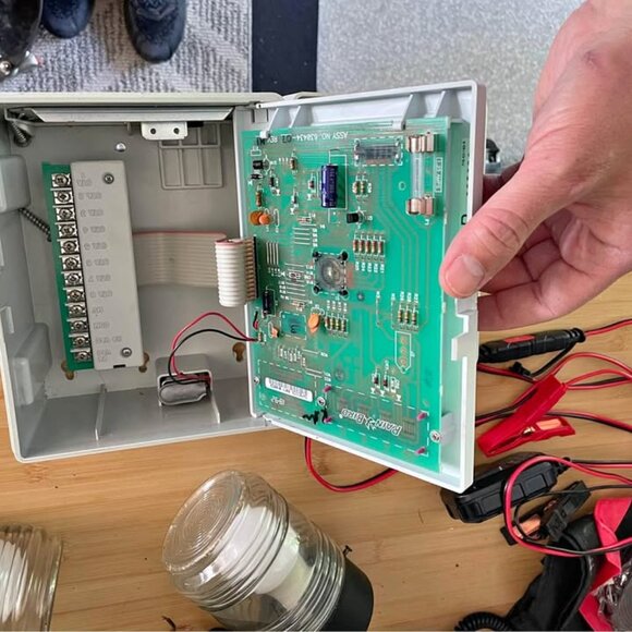 Rain Bird Professional Irrigation Controller ESP-8i - Picture 3 of 5